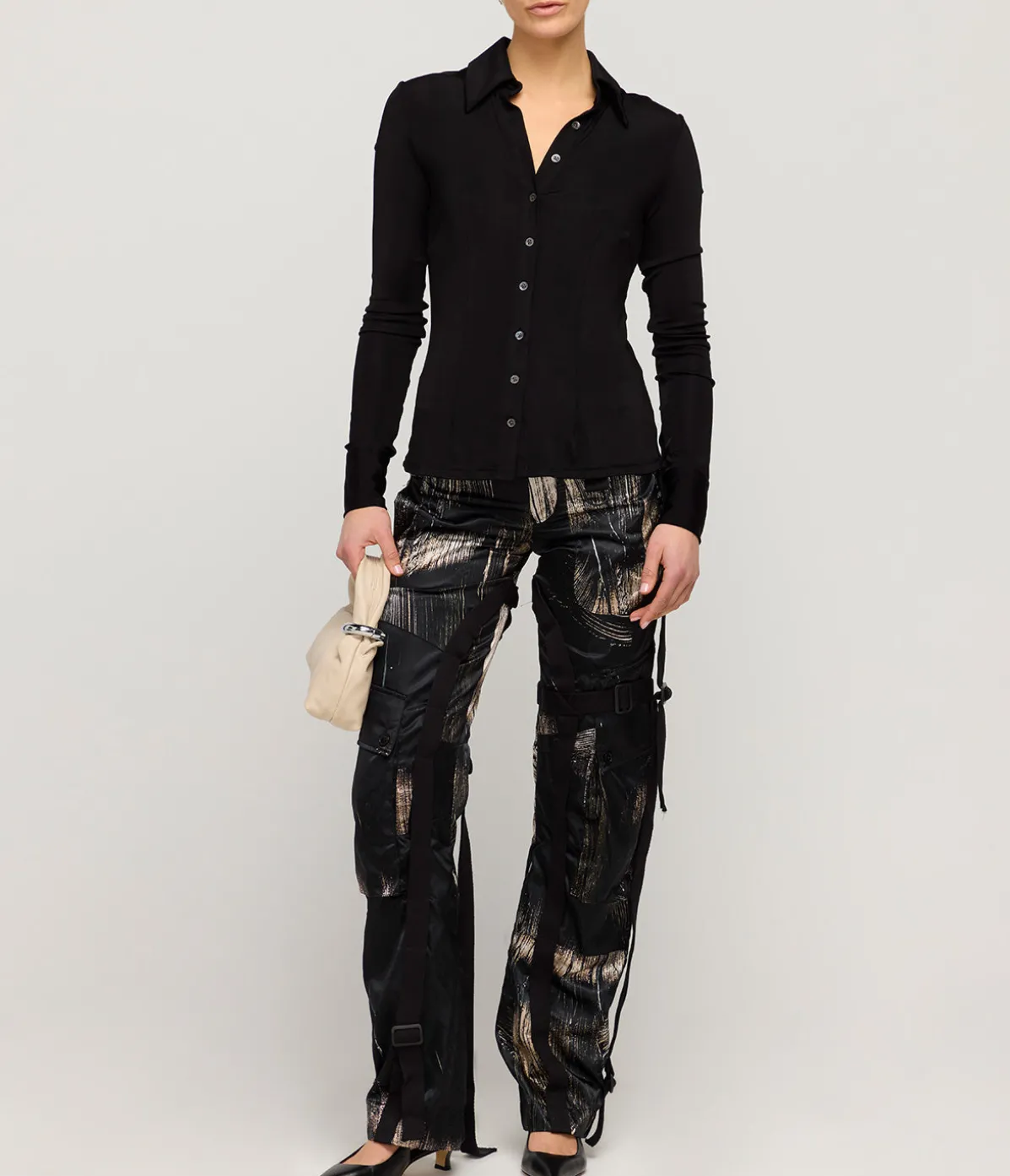 Classic Cargo Pants In Painted Black