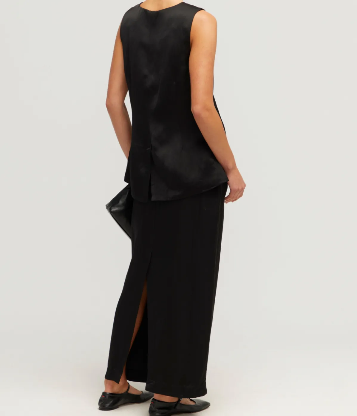 Gigi Column Skirt In Black