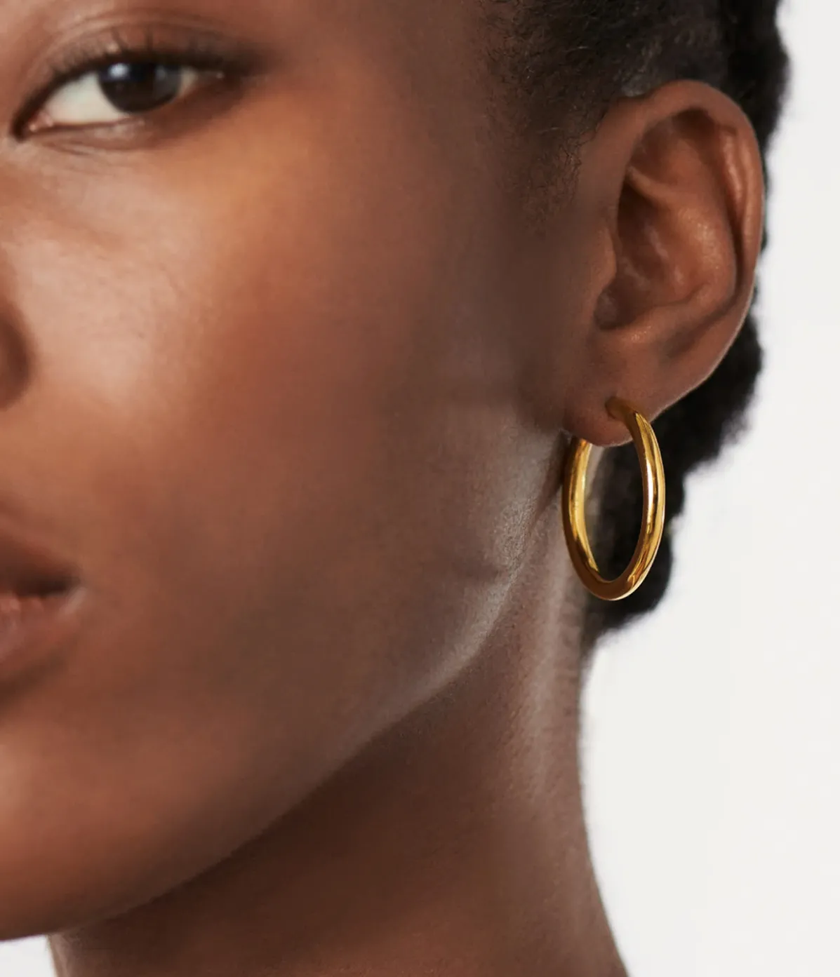 Large Tunnel Hoop In Gold