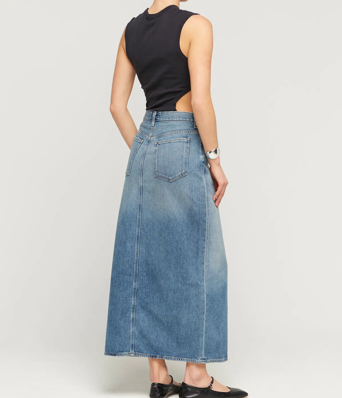 Leif Low Slung Skirt In Swing