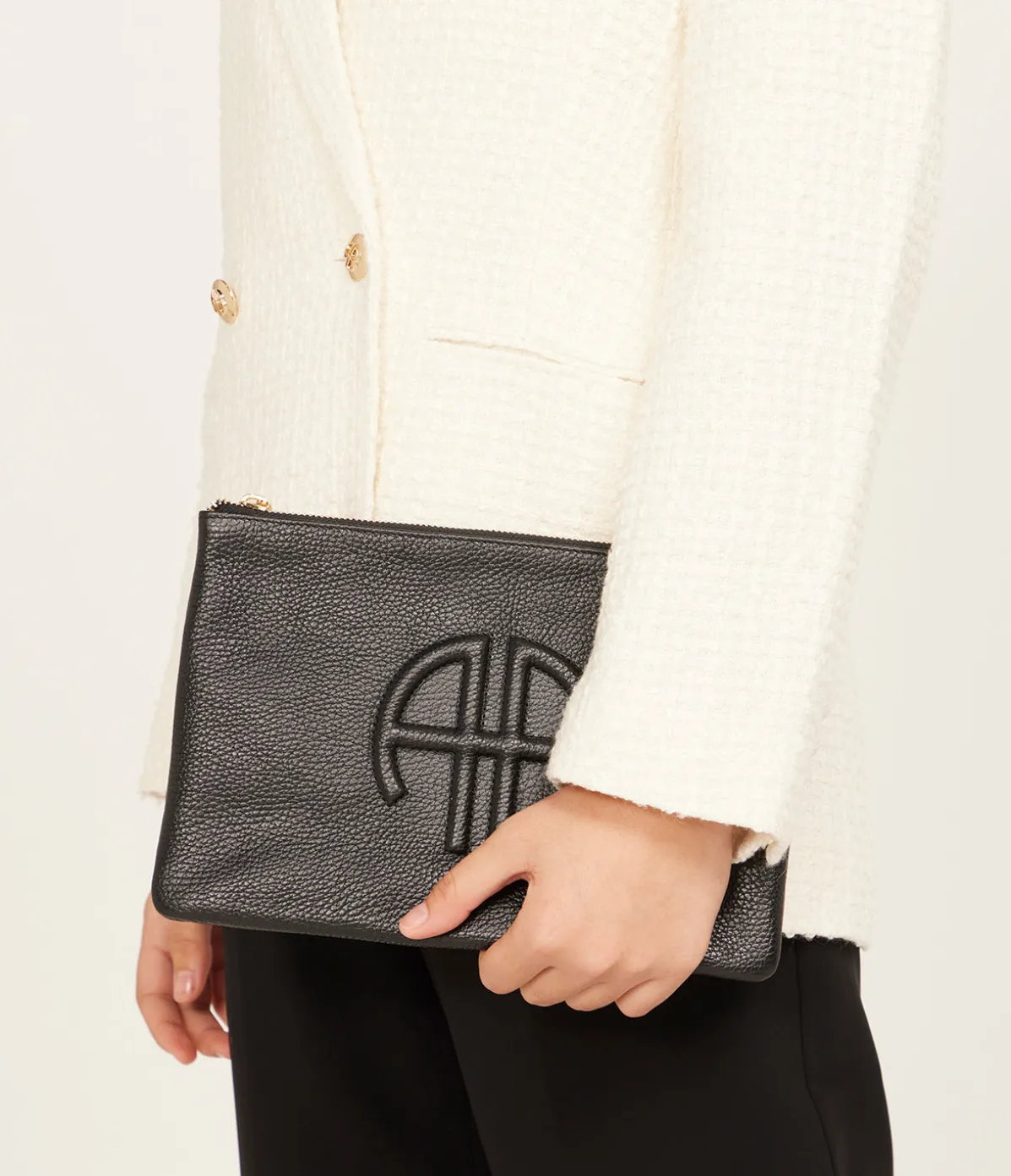 Lili Pouch In Black