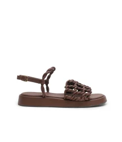 Loop Sandal In Chocolate
