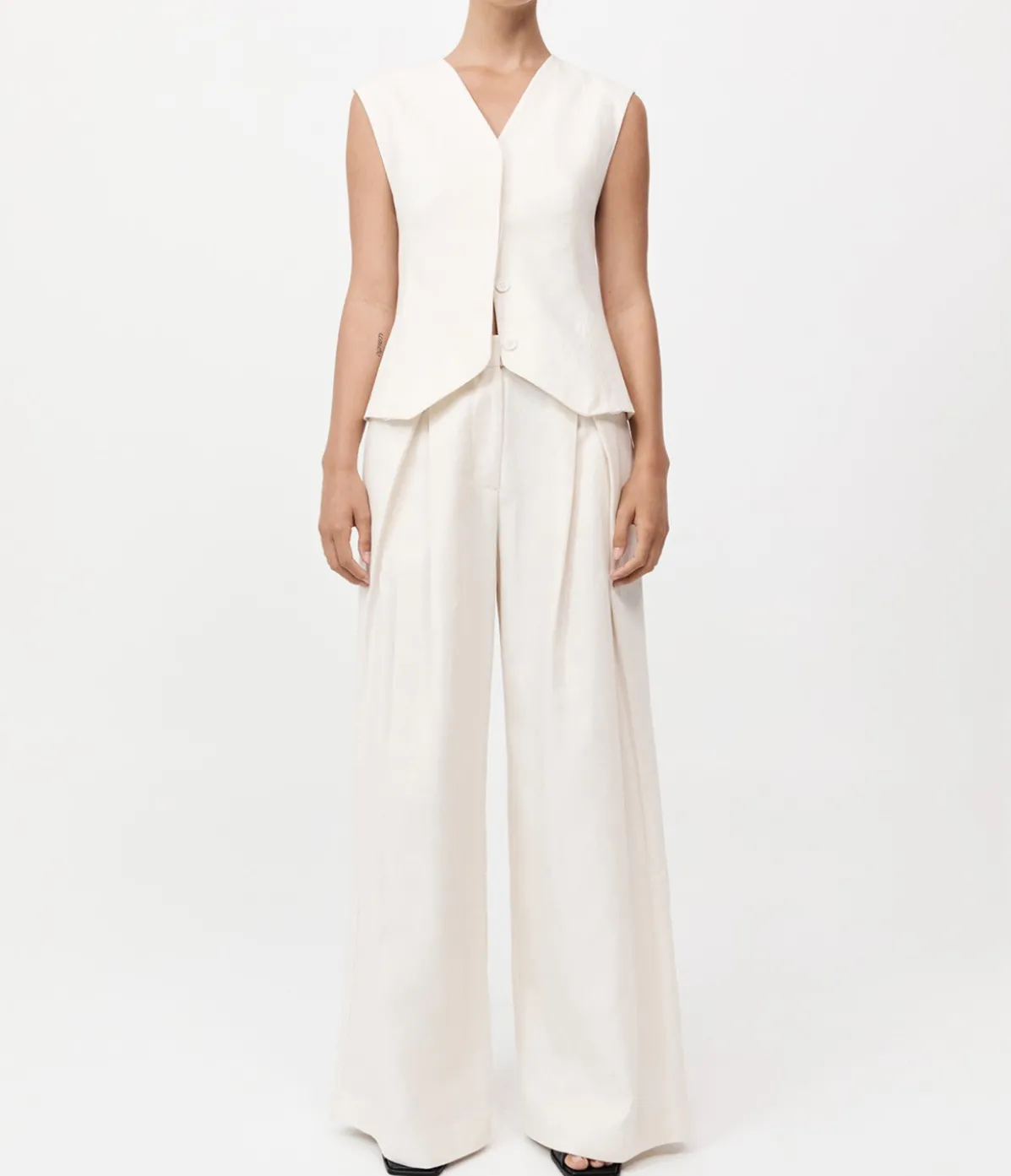 Minimal Fold Trousers In Ivory