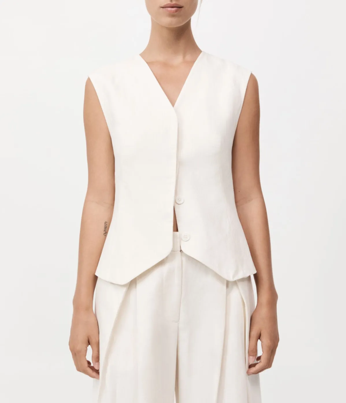 Minimal Tailored Vest In Ivory