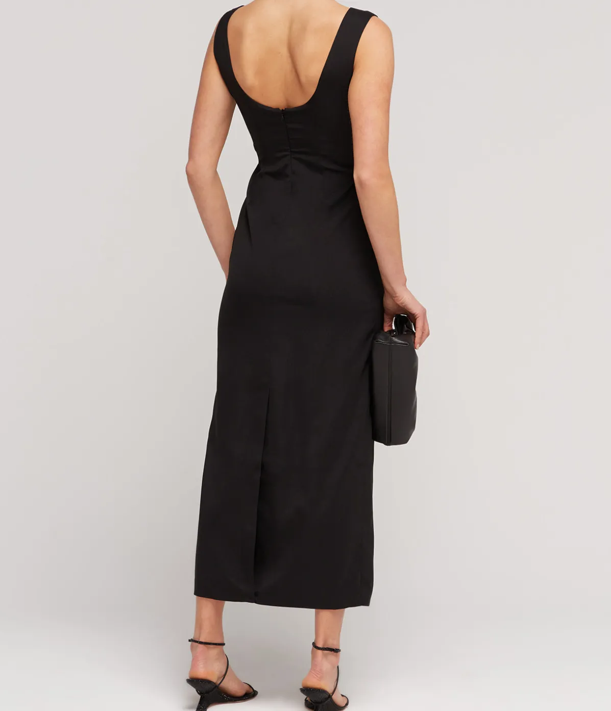 Nancy V-Neck Dress In Black