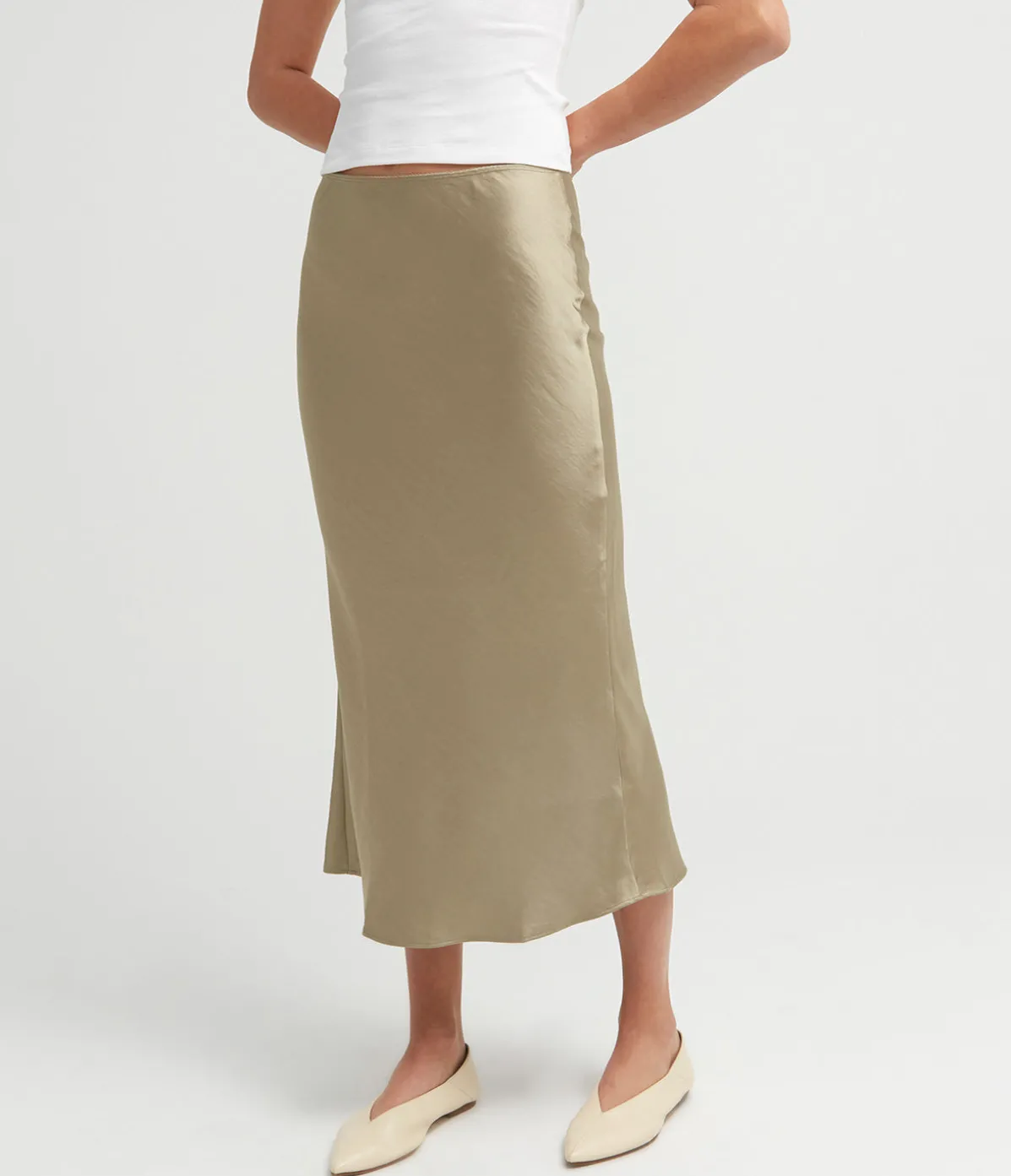Saagneta Maxi Skirt In Light Olive