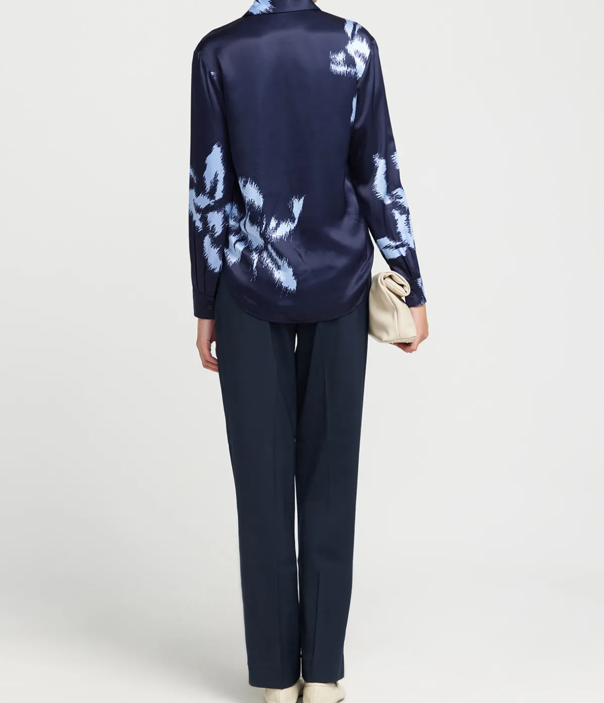 Saramona Tailored Pants In Salute