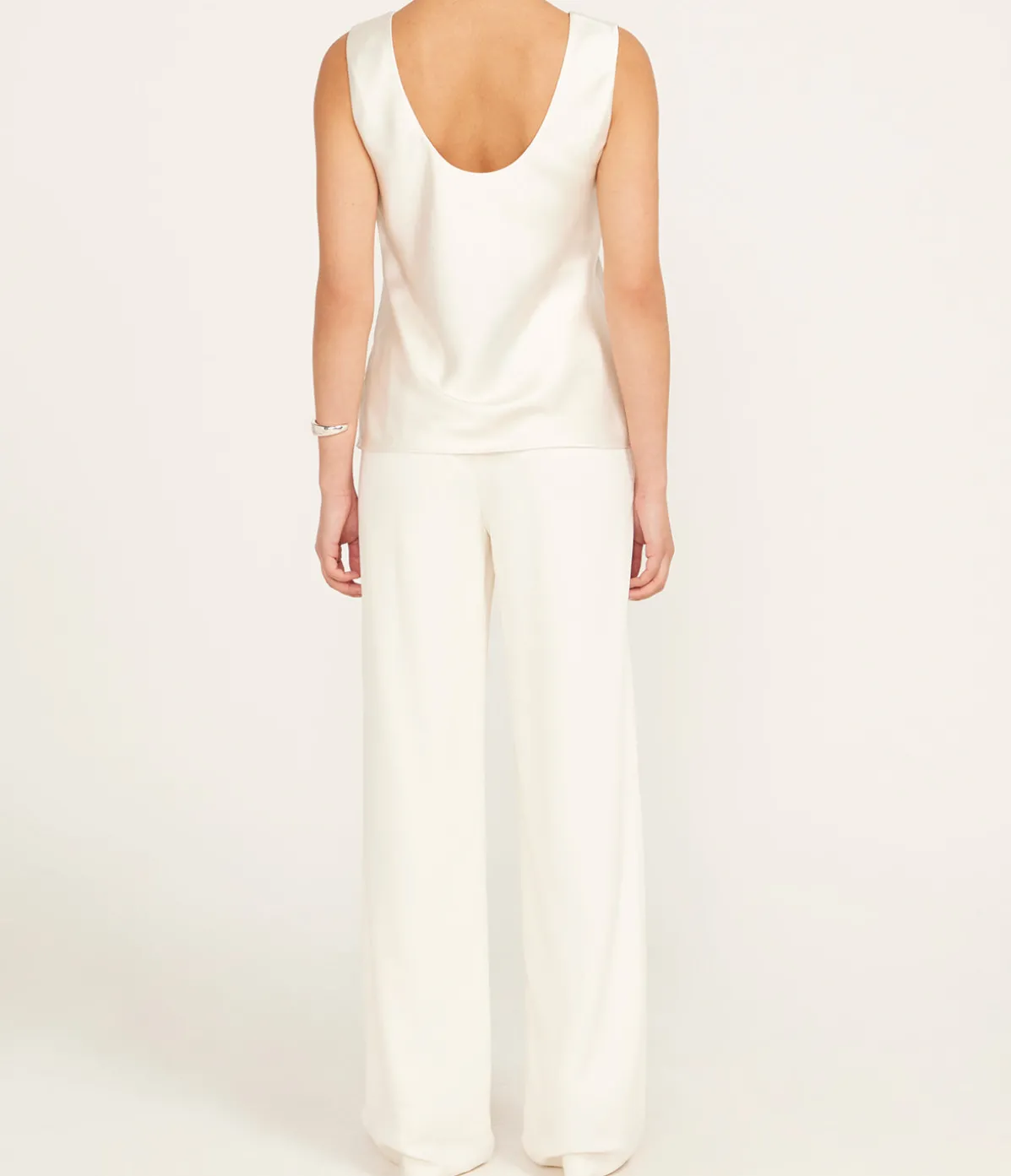 Sasumma Scoop Neck Top In Solitary Star