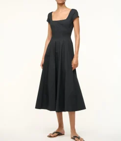Short Sleeve Wells Dress In Black
