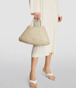 Small Santa Croce Leather Bag In Pearl
