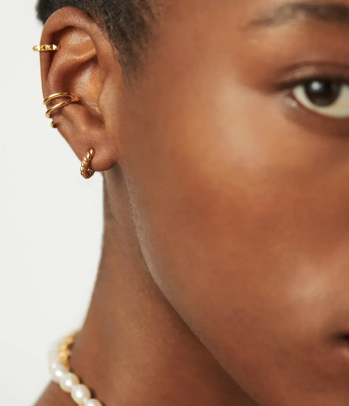 Twisted Tidal Huggies In Gold