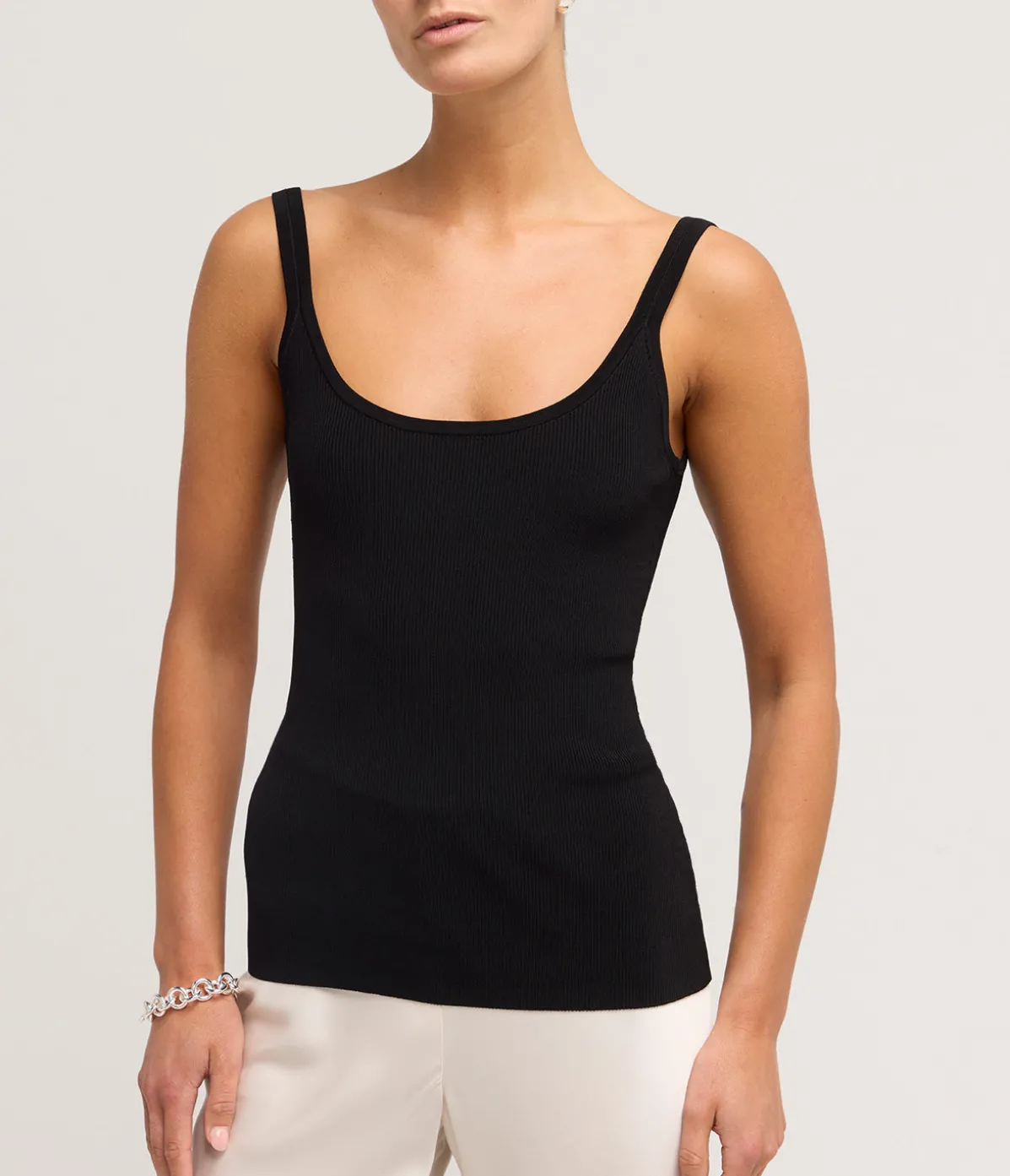Verna Tank In Black